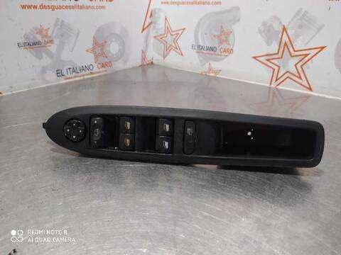 Botonera Elevalunas Citroen C4 EXCLUSIVE 120CV 88KW