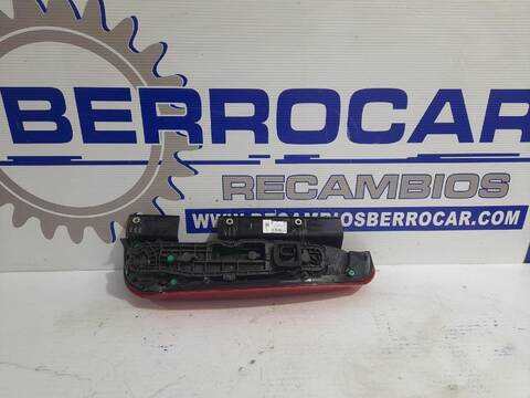 Foto 3ª: Piloto Trasero Izquierdo Fiat Doblo 1.3 16V M-JET CAT 95CV [330A1000] (2015)