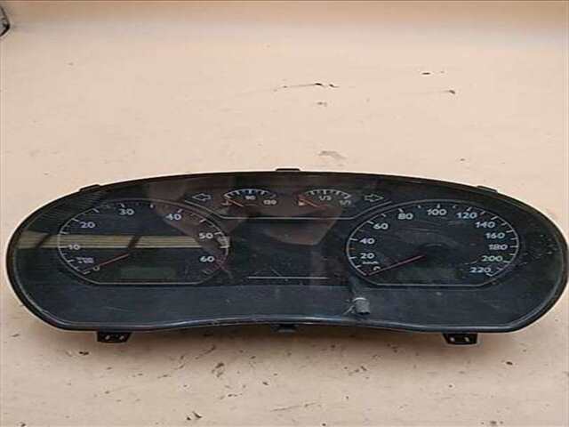 Cuadro de Instrumentos Volkswagen Polo 1.4 HIGHLINE [1.4 LTR. - 55 KW 16V]