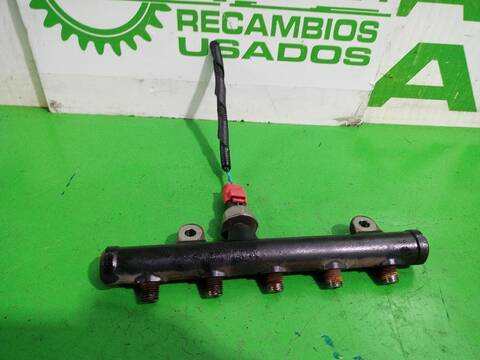 Foto 3ª: Rampa Inyectora Ford S Max TITANIUM 140CV [QXWB] (2006)