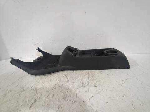 Foto 2ª: Consola Central Citroen C4 1.6 HDI AUT. 109CV [9HY (DV6TED4) 9HZ (DV6TED4)] (2006)