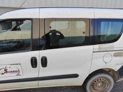Puerta Lateral Corredera Izquierda Fiat Doblo CARGO 330A1000