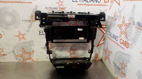 Foto 4ª: Consola Central Audi Allroad 2.5 TDI 132KW) 180CV [BAU] (2003)