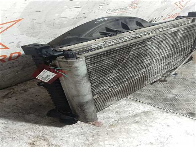 Foto 3ª: Radiador Motor Mercedes Clase C 160 180 COMPRESSOR 203.046) BERLINA 143CV 105KW [M271946] (2003)