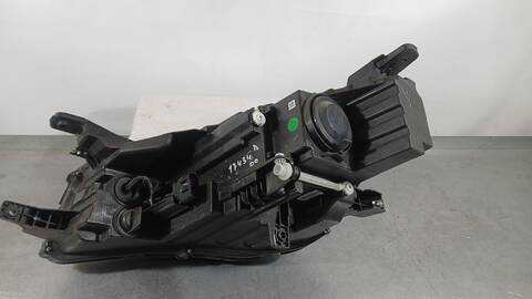 Foto 3ª: Faro Derecho Mg HS 1.5 EHS HYBRID CSA6463) 258CV 190KW [15E4E] (2023)