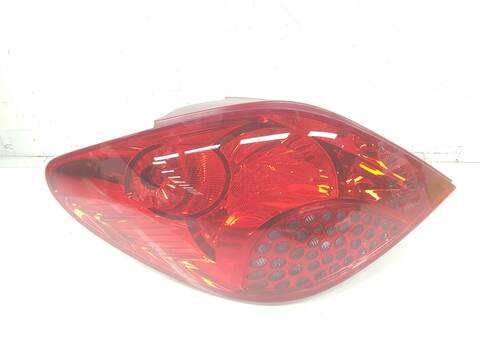 Foto 3ª: Piloto Trasero Izquierdo Peugeot 207 1.4 HDI 68CV [8HZ] (2006)