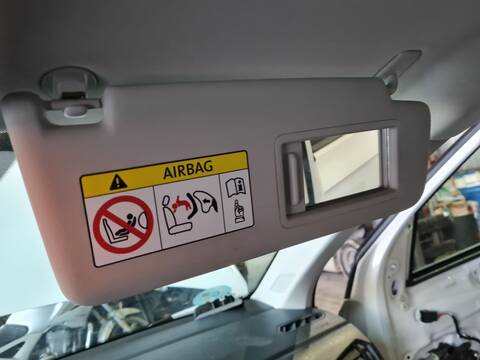 Parasol Derecho Volkswagen T-Cross BASIS 95CV 70KW