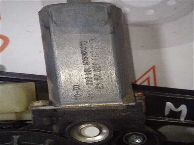 Foto 3ª: Elevalunas Manual Trasero Izquierdo Mercedes Clase C 160 BERLINA 170CV 125KW