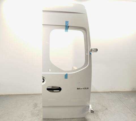 Puerta Trasera Derecha Mercedes Sprinter 419 CDI RWD 907.643 907.645 907.647) 190CV 140KW FURGONETA
