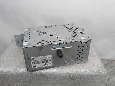 Foto 2ª: Sistema Audio Radio CD Ford Focus ACTIVE TURNIER 120CV 88KW [ZTDA] (2020)