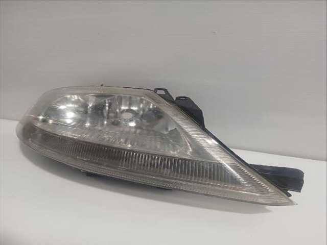 Foto 3ª: Faro Derecho Citroen C3 1.4 I 73CV [KFV (TU3A) KFV (TU3JP)] (2002)