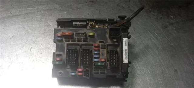 Foto 2ª: Caja Reles Fusibles Peugeot 206 1.4 16V [KFU (ET3J4)]