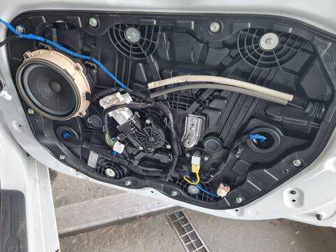 Elevalunas Eléctrico Delantero Derecho Hyundai Ioniq KLASS LE HYBRID 141CV