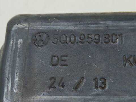 Foto 2ª: Elevalunas Eléctrico Trasero Izquierdo Audi A3 CLH (2013)