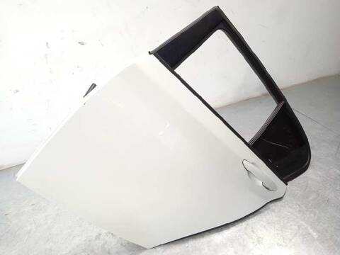 Foto 2ª: Puerta Trasera Izquierda Bmw Serie 1 114 118I 170CV 125KW [N13B16A] (2014)