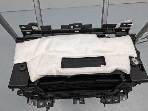 Foto 3ª: Guantera Land Rover Defender D250 MHEV 4X4 249CV 183KW (2022)