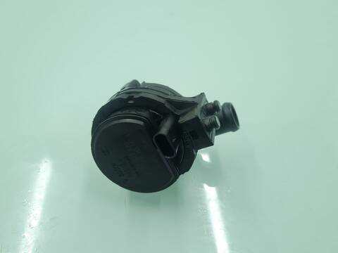 Bomba de Agua Volkswagen T-Roc ADVANCE 5P