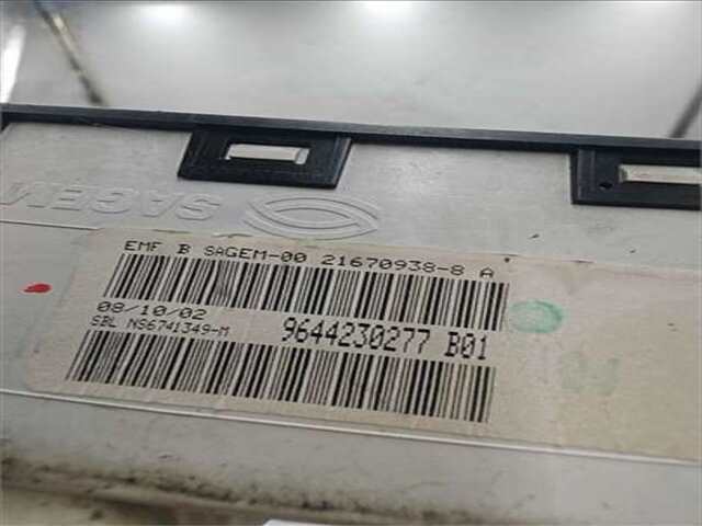 Foto 3ª: Pantalla Multifuncion Peugeot 406 2.2 SR PACK [2.2 LTR. - 98 KW HDI FAP CAT] [4HX]