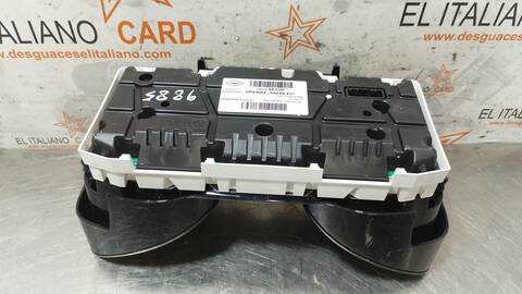 Foto 3ª: Cuadro de Instrumentos Renault Clio LIMITED 73CV 54KW [D4F D7] (2016)