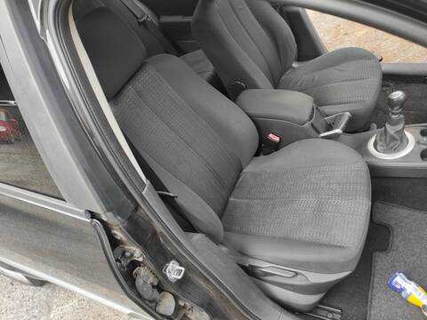 Asiento Delantero Derecho Renault Megane F9Q804 GRANDTOUR II GRANDTOUR