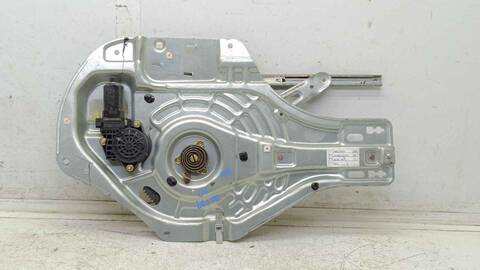 Elevalunas Eléctrico Delantero Derecho Hyundai Tucson 2.0 A LAS 4 RUEDAS 141CV 104KW