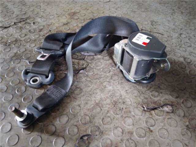 Cinturón Delantero Derecho Mercedes Clase B 150 2.0 180 CDI (245.207) [2.0 LTR. - 80 KW CDI CAT]