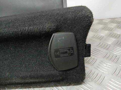 Foto 3ª: Bandeja Trasera Land Rover Discovery TDV6 HSE 190CV 140KW [276DT] (2008)