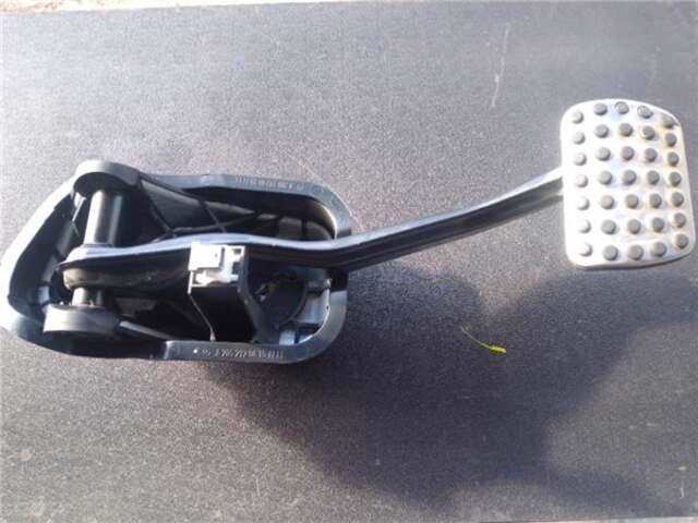 Pedal Freno Mercedes Clase C 160 2.1 C 220 D (205.304) [2.1 LTR. - 125 KW CDI CAT]