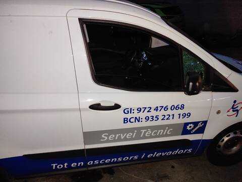 Puerta Delantera Derecha Ford Transit XWCB