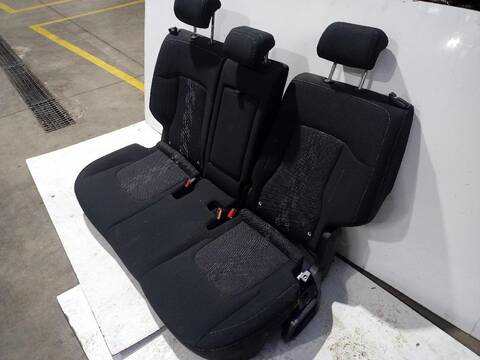 Foto 3ª: Asientos Traseros Kia Sportage DRIVE 149CV [G4FP] (2021)