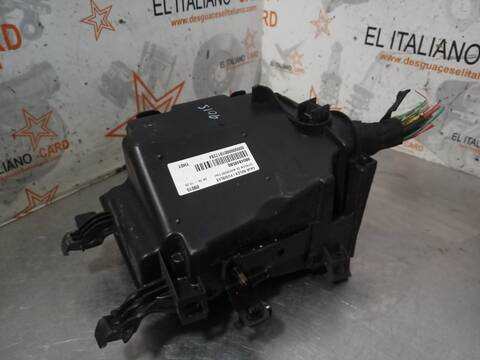 Foto 2ª: Caja Reles Fusibles Citroen C5 FEEL AIRCROSS 131CV 96KW [YH01] (2019)