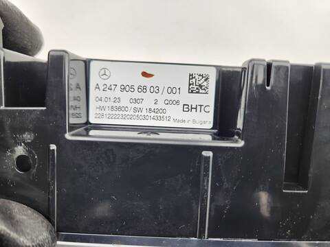 Foto 2ª: Mando Climatizador Mercedes Clase CLA 200 1.3 GASOLINA M282.914 C118 118.387) [282914] (2023)