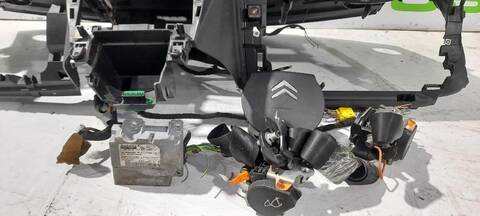 Foto 2ª: Kit Airbag Citroen C4 1.6 16V CAT NFU - TU5JP4) 109CV [NFUTU5JP4] (2008)