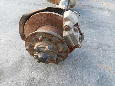 Foto 2ª: Puente Trasero Land Rover Defender 2.5 TD5 122CV 90KW (1996)