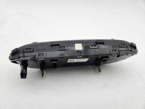 Foto 4ª: Mando Climatizador Hyundai i30 KLASS LR 119CV 88KW [G3LF] (2022)