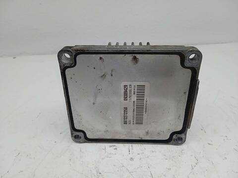 Foto 3ª: Centralita Motor ECU Opel Corsa CLUB 75CV 55KW [Y17DT] (2003)