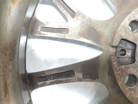 Foto 2ª: LLanta Aleacion Bmw Serie 1 114 118D (2015)