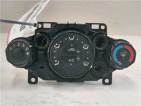 Mando Climatizador Ford Fiesta 1.25 82CV 60KW