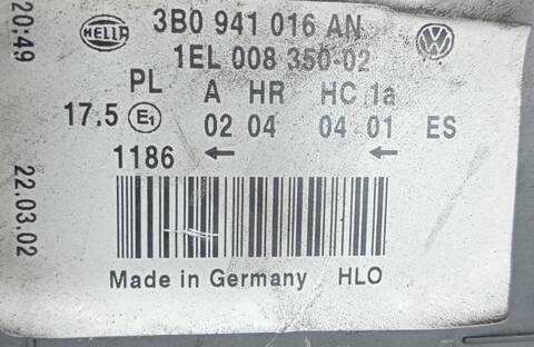 Foto 2ª: Faro Derecho Volkswagen Passat 2.3 V5 170CV (2000)