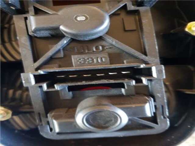 Foto 3ª: Piloto Trasero Derecho Mercedes Clase A 140 1.6 160 (168.033) [1.6 LTR. - 75 KW CAT] [M 166.960]