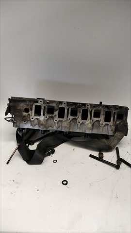 Foto 2ª: Culata Mitsubishi Pajero 2.8 DIESEL [D/4M40] (1996)