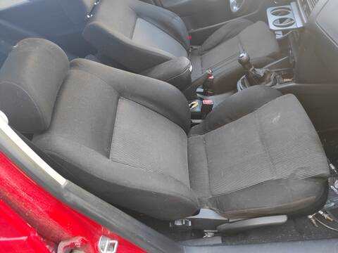 Asiento Delantero Derecho Volkswagen Golf AKL BERLINA