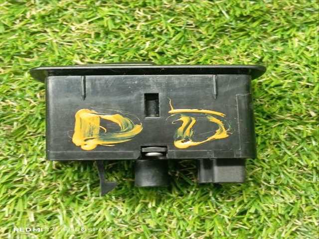 Foto 2ª: Botonera Elevalunas Mercedes Clase ML 320 3.0 CDI 5P [642940] (2007)