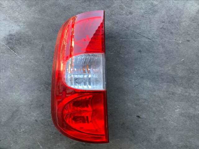 Piloto Trasero Izquierdo Fiat Doblo 1.9 JTD105CV 0CV