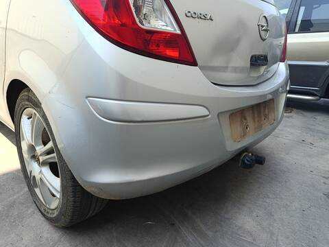 Foto 3ª: Paragolpes Trasero Opel Corsa A14XER (2011)