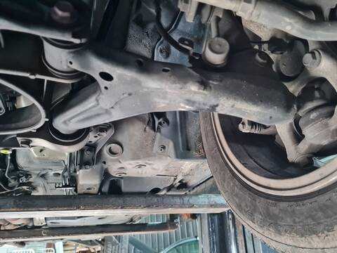 Brazo Suspension Delantero Izquierdo Lexus IS 220D 177CV 130KW