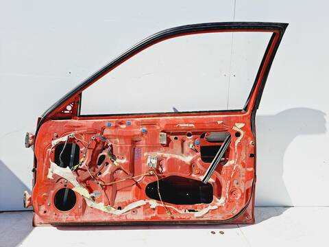 Foto 4ª: Puerta Delantera Derecha Honda Civic 1.6 LS EJ6) COUPE 105CV 77KW [D16Y7] (1996)