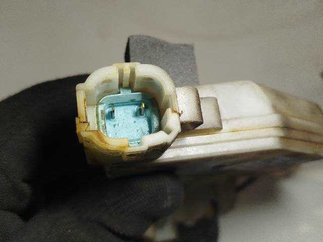 Foto 3ª: Cerradura Maletero Portón Nissan Patrol 2.8 TD Y61 TD6 [RD28ETI] (1999)