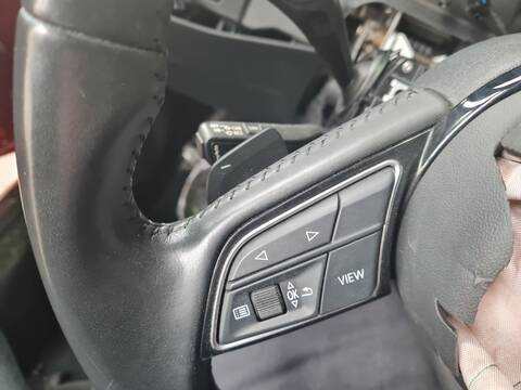 Foto 2ª: Volante Audi A4 35 TDI S LINE AVANT 163CV 120KW [DEZE] (2020)