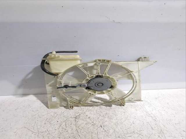 Foto 2ª: Electroventilador Toyota Yaris 1.33 VVT-I NSP90_) 100CV [1NR-FE] (2005)